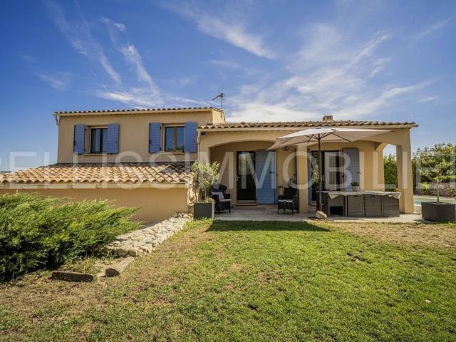 Maison de prestige de 111 m2 en vente Alleins, Provence Alpes Côte d'Azur