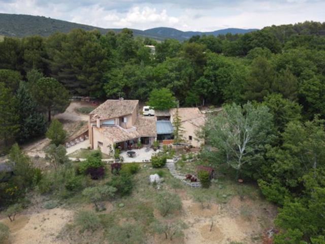 Maison de prestige de 113 m2 en vente Lioux, Provence Alpes Côte d'Azur