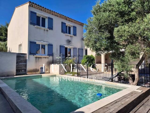 Maison de luxe en location à Coudoux, France