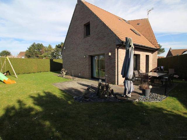 Maison de prestige de 120 m2 en vente Avelin, France