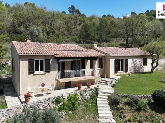Maison de 4 pièces de luxe en vente à Esparron de Verdon, France