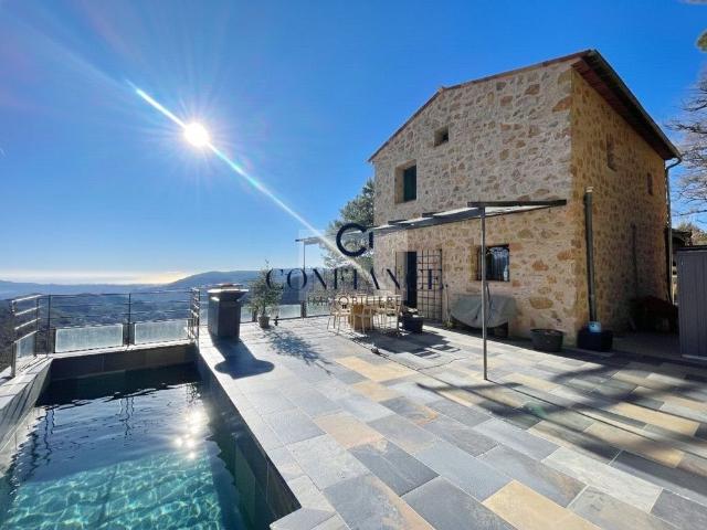 Maison de prestige de 120 m2 en vente Revest les Roches, Provence Alpes Côte d'Azur