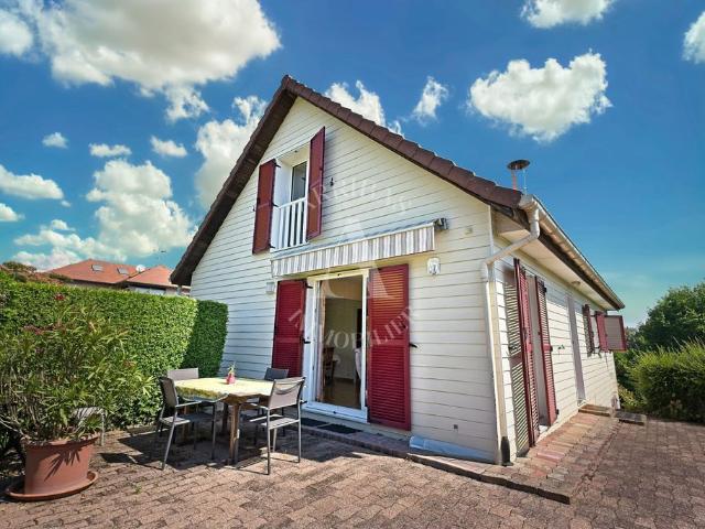 Maison de prestige de 135 m2 en vente Ornex, France