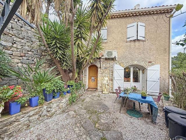 Maison de prestige de 130 m2 en vente Solliès Ville, France