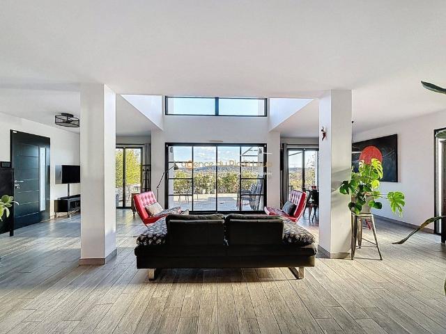 Maison de prestige de 133 m2 en vente Saint Martin de Londres, France