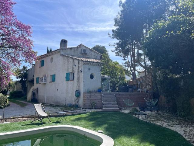 Maison de 7 pièces de luxe en vente à Aix en Provence, Provence Alpes Côte d'Azur