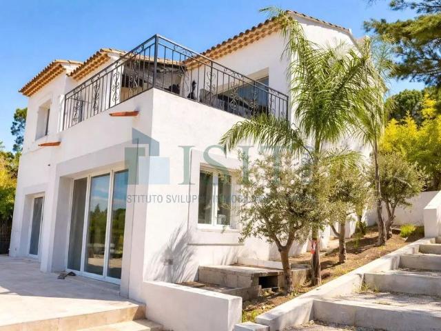 Maison de prestige de 145 m2 en vente Vallauris, Provence Alpes Côte d'Azur