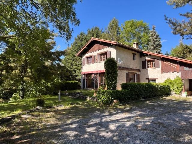Maison de prestige de 147 m2 en vente Rambaud, Provence Alpes Côte d'Azur