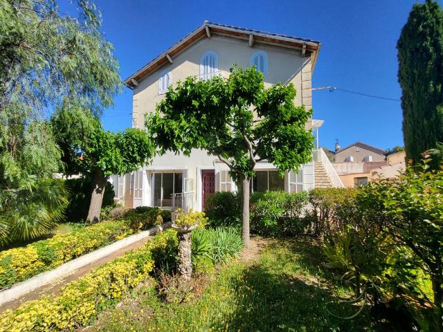 Maison de prestige de 149 m2 en vente Toulon, Provence Alpes Côte d'Azur