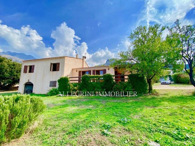Maison de prestige de 140 m2 en vente Calenzana, France