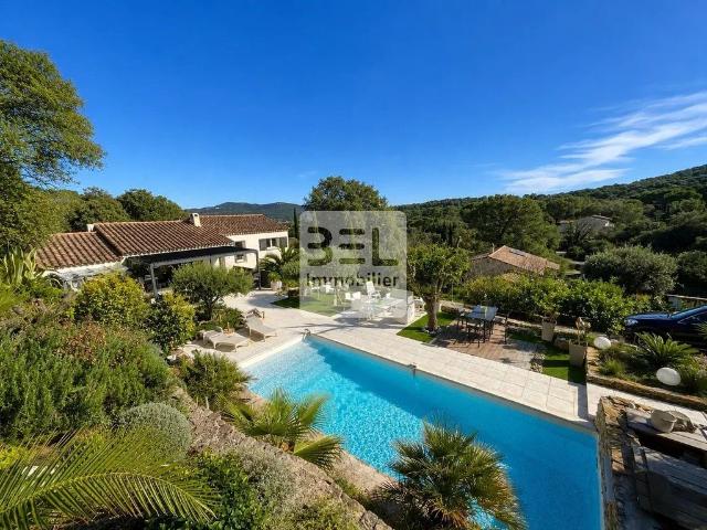 Maison de prestige de 156 m2 en vente Bagnols sur Cèze, France