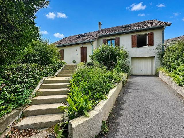Maison de prestige de 157 m2 en vente Gex, France