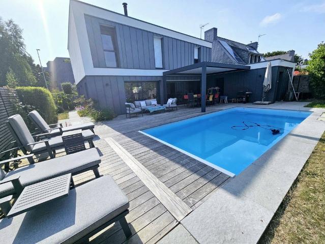 Maison de prestige de 157 m2 en vente Larmor Plage, France