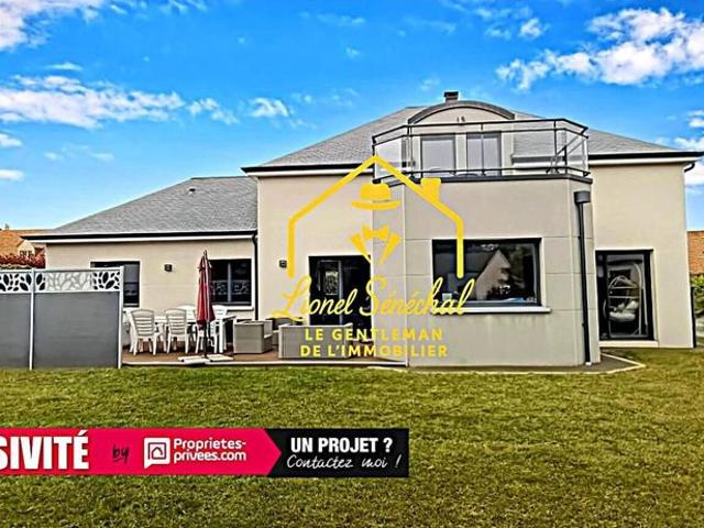 Maison de prestige de 164 m2 en vente Saint Saturnin, France