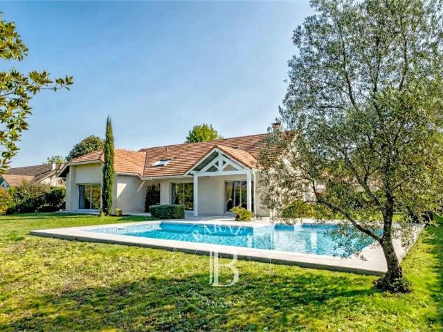 Maison de prestige de 165 m2 en vente Pessac, France