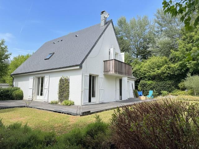 Maison de prestige de 169 m2 en vente Montlignon, Île de France
