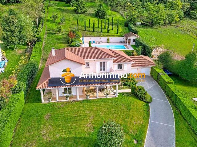 Maison de prestige de 160 m2 en vente Bourgoin Jallieu, Auvergne Rhône Alpes