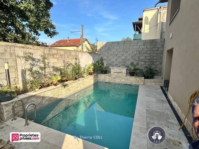 Maison de prestige de 163 m2 en vente Vénissieux, France