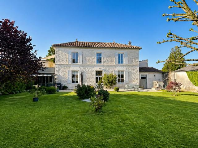 Prestigieuse Maison en vente Vignolles, Nouvelle Aquitaine