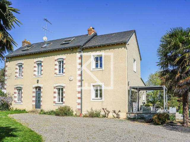 Maison de prestige de 186 m2 en vente Château Gontier, Pays de la Loire