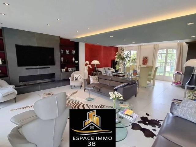 Maison de prestige de 188 m2 en vente Corenc, Auvergne Rhône Alpes