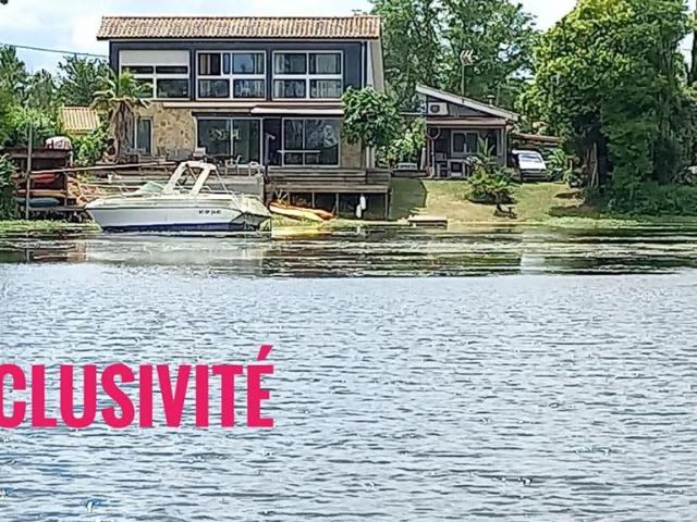 Maison de luxe en vente à Coutras, France