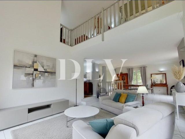 Maison de luxe de 194 m2 en vente Vulaines sur Seine, France