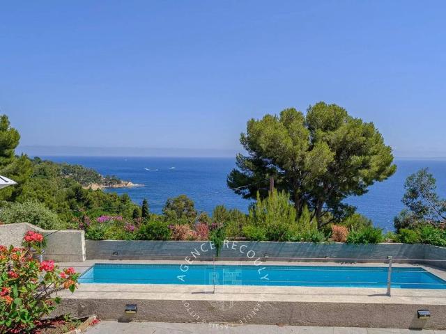 Maison de prestige de 192 m2 en vente Le Lavandou, Provence Alpes Côte d'Azur