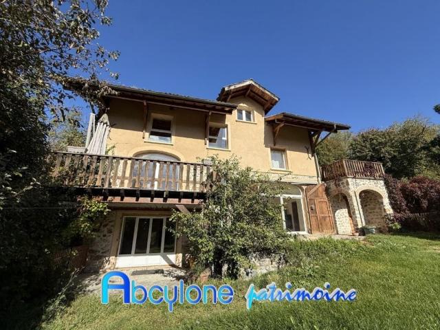 Maison de prestige de 193 m2 en vente Venon, France