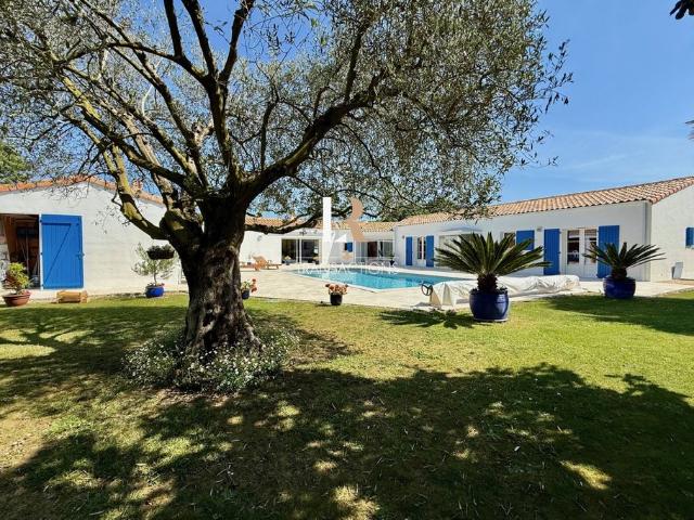 Maison de prestige de 207 m2 en vente Lagord, Nouvelle Aquitaine
