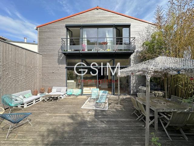 Maison de prestige de 200 m2 en location Sèvres, Île de France