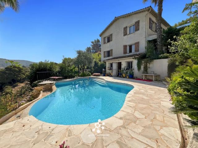 Maison de prestige de 216 m2 en vente Nice, France
