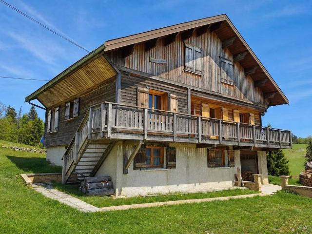 Maison de luxe de 7 pièces en vente à Septmoncel, Bourgogne Franche Comté