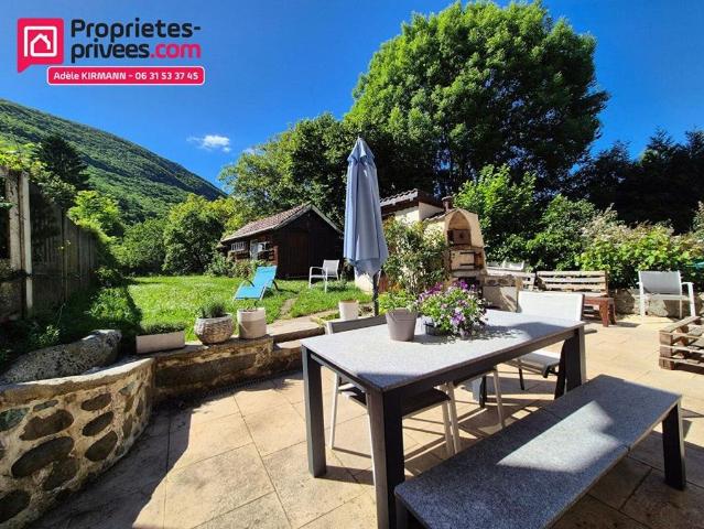 Maison de prestige de 211 m2 en vente Chevrier, France