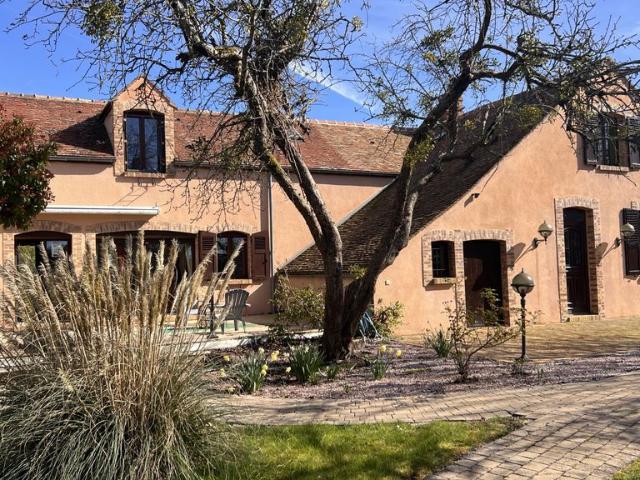 Maison de prestige de 226 m2 en vente Montereau Fault Yonne, France