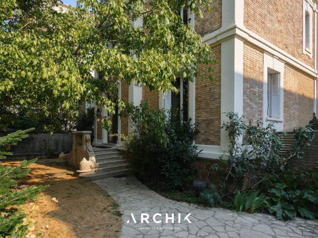 Maison de prestige de 230 m2 en vente Fontenay sous Bois, Île de France