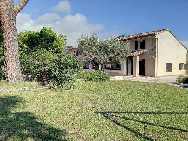 Maison de prestige de 230 m2 en vente Vaison la Romaine, France