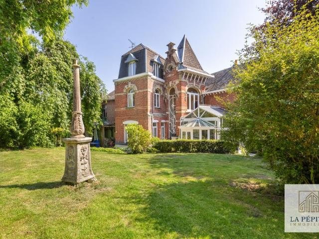 Maison de prestige de 250 m2 en vente Artres, France