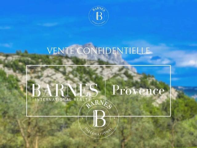 Maison de 9 pièces de luxe en vente à Aix en Provence, Provence Alpes Côte d'Azur