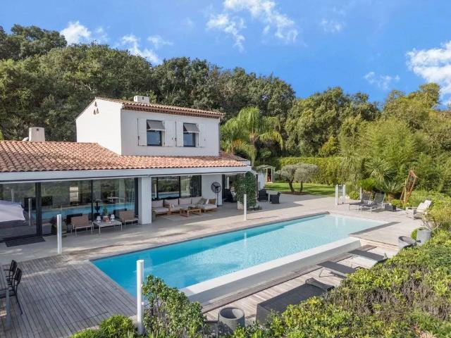 Maison de prestige de 265 m2 en vente Villeneuve Loubet, Provence Alpes Côte d'Azur