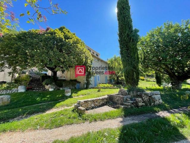 Maison de 11 pièces de luxe en vente à Riez, Provence Alpes Côte d'Azur