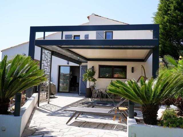 Maison de prestige de 270 m2 en vente Saint Raphaël, Provence Alpes Côte d'Azur