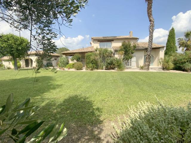 Maison de prestige de 273 m2 en vente Uzès, France