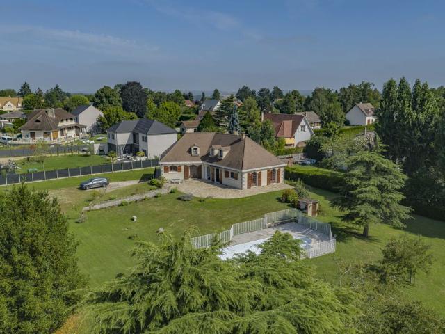 Maison de prestige de 280 m2 en vente La Queue les Yvelines, France