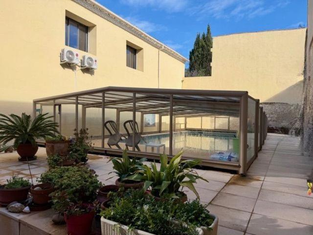 Maison de prestige de 291 m2 en vente Lunel, France