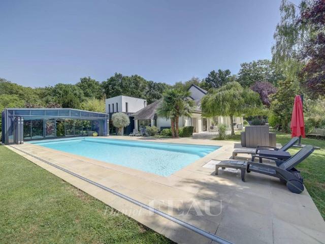 Maison de prestige de 301 m2 en vente Les Alluets le Roi, Île de France