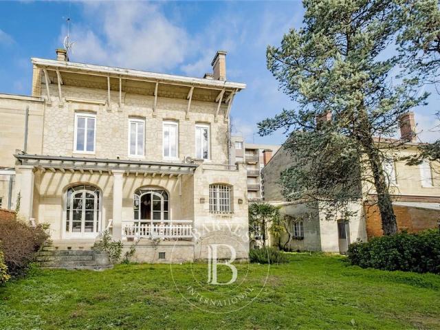 Maison de prestige de 310 m2 en vente Bordeaux, France