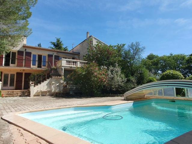 Maison de prestige de 338 m2 en vente Nîmes, Occitanie