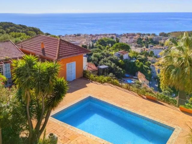 Maison de prestige de 340 m2 en vente Menton, Provence Alpes Côte d'Azur