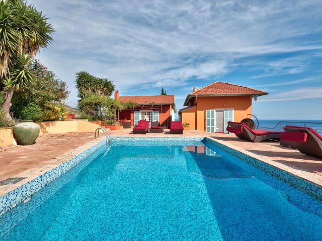 Maison de prestige de 340 m2 en vente Menton, Provence Alpes Côte d'Azur